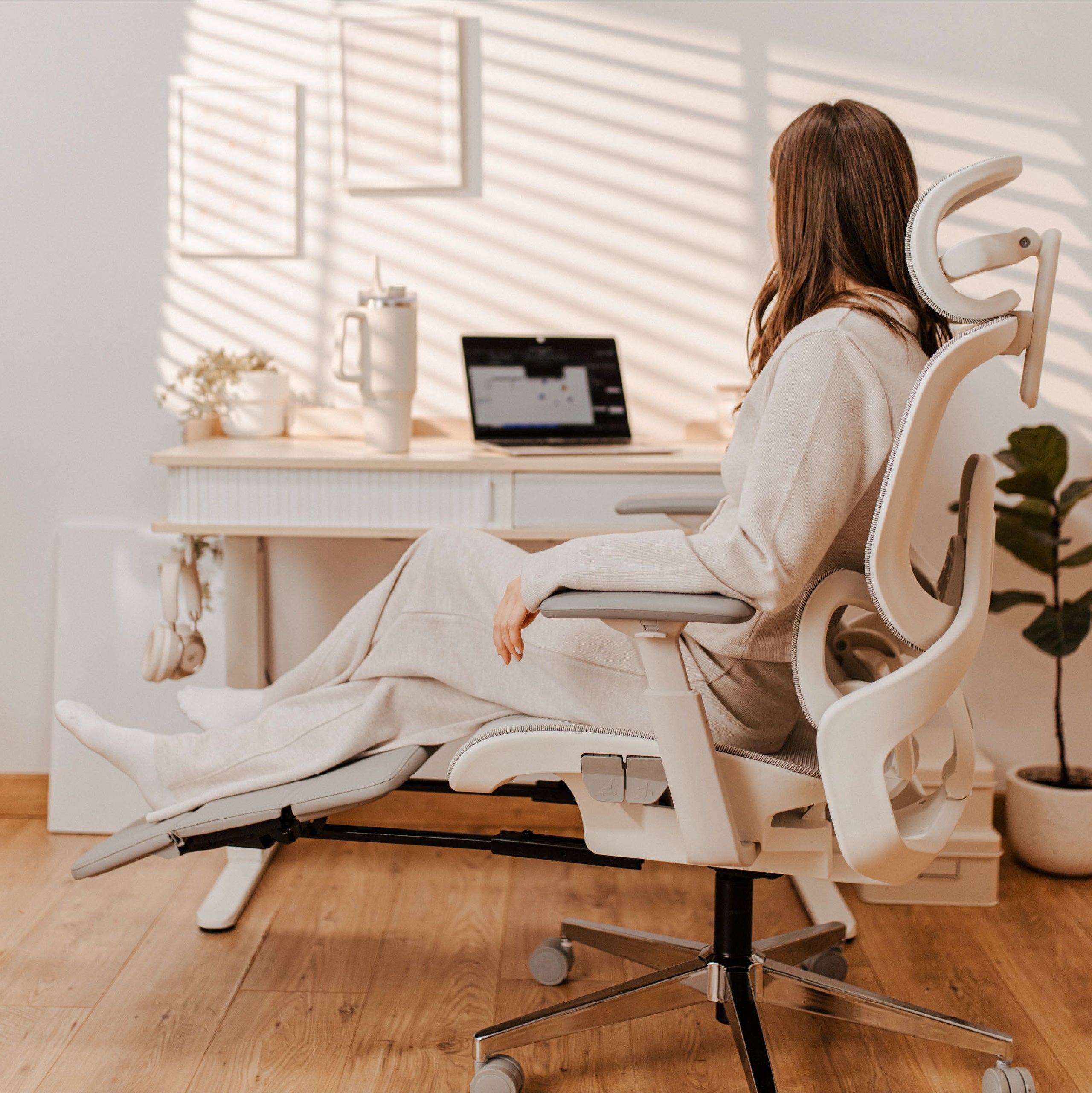 Sillón ergonómico Mark Adler Expert 9.3 Grey