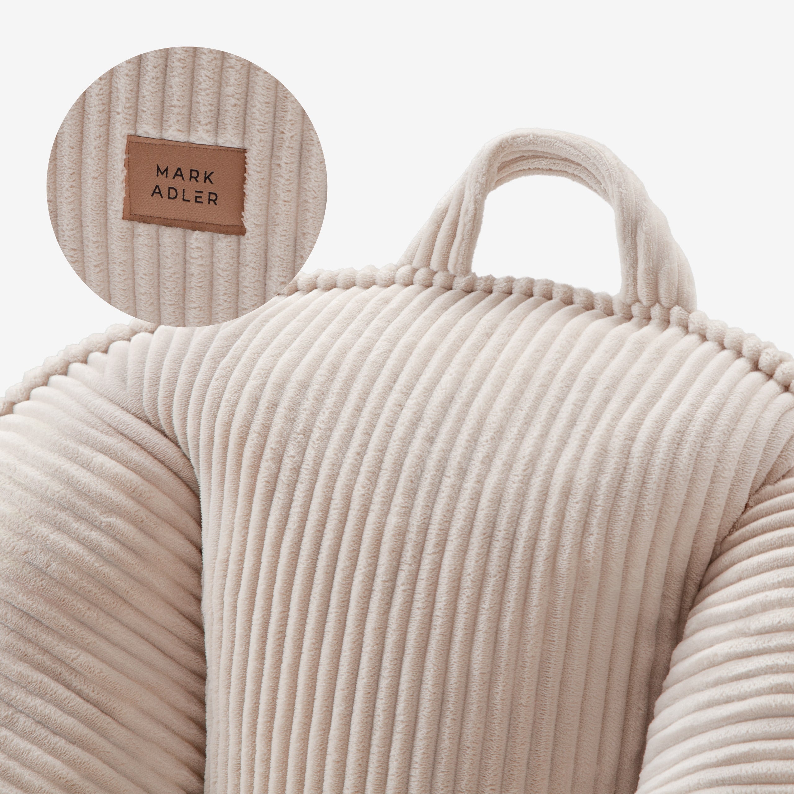 Puf con respaldo de pana Mark Adler Comfy 4.0 Beige