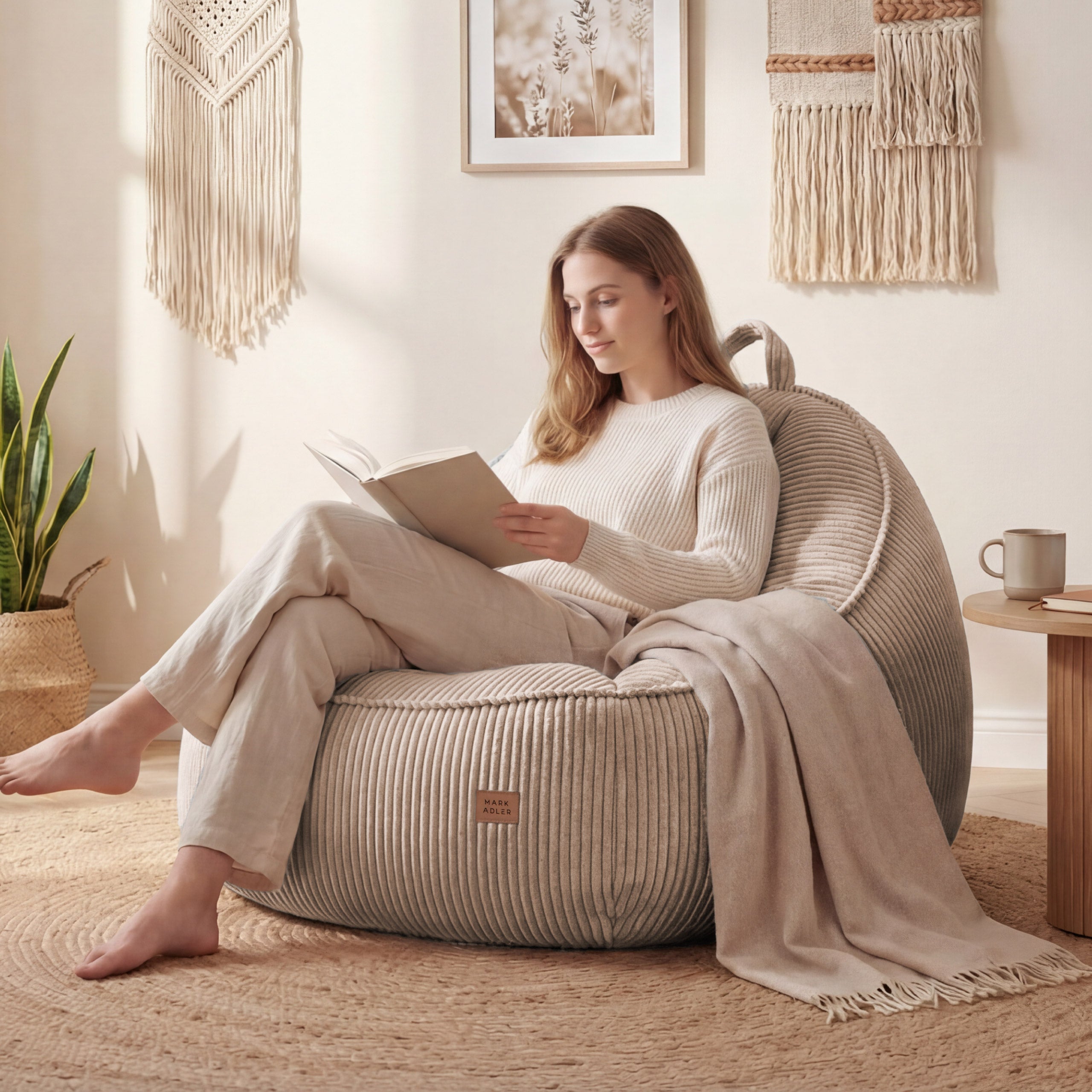 Puf con respaldo de pana Mark Adler Comfy 4.0 Taupe