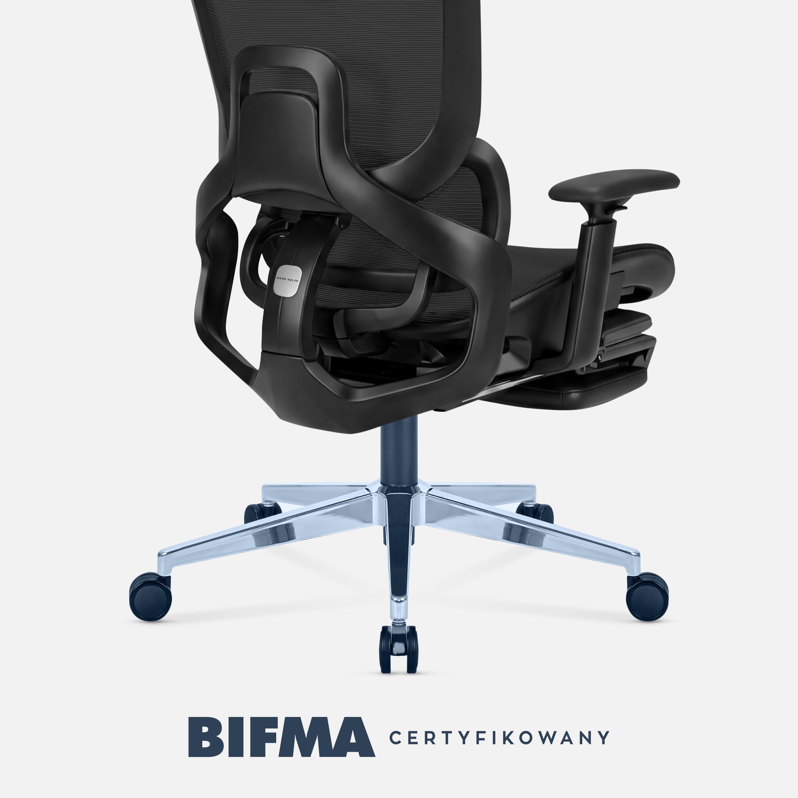 Sillón ergonómico con reposapiés Mark Adler Expert 9.3 Black