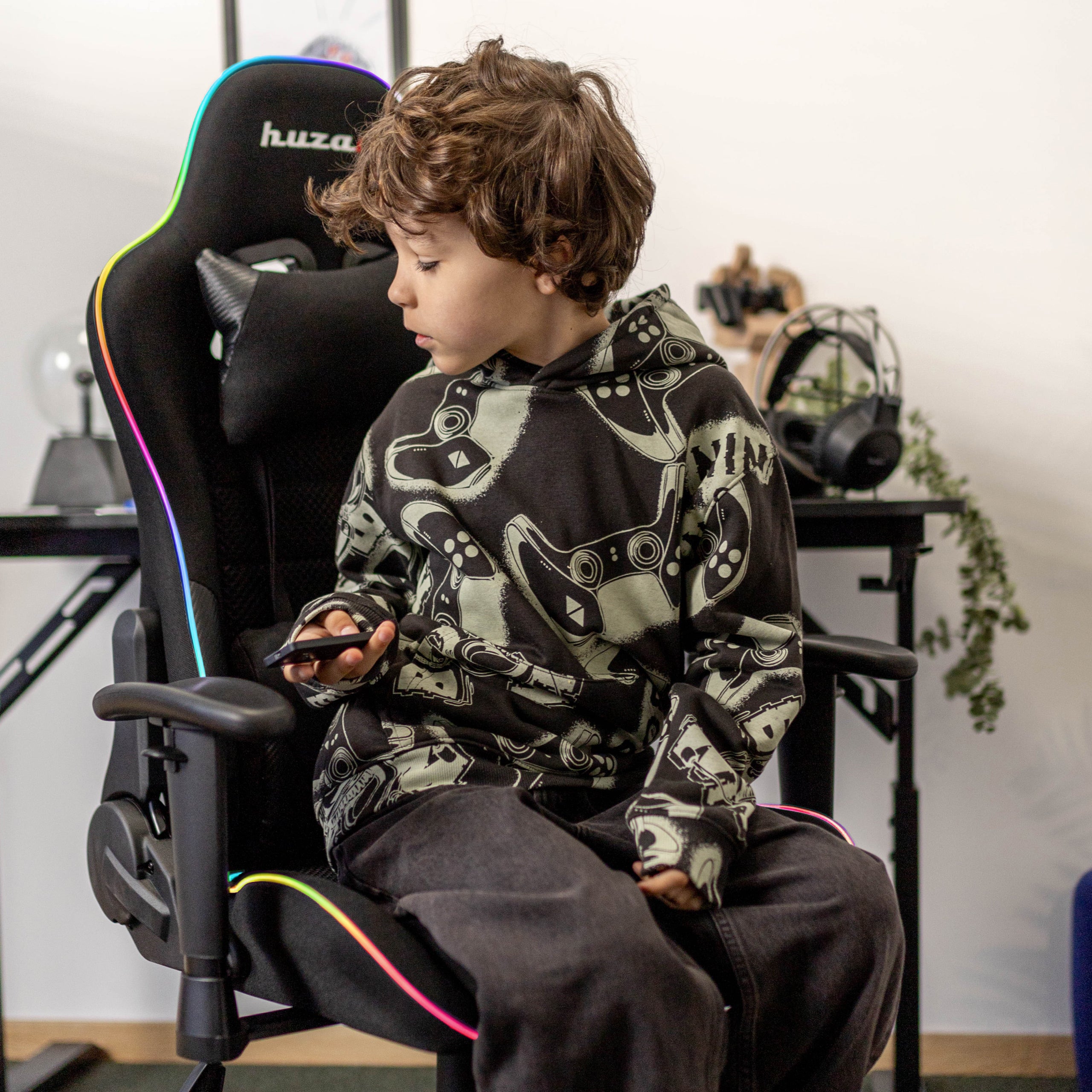 Sillón gaming para niños HUZARO RANGER 6.0 RGB Mesh