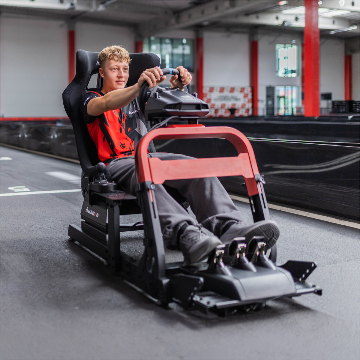 Cabina de carreras Huzaro Speed 8.3 para sim racing