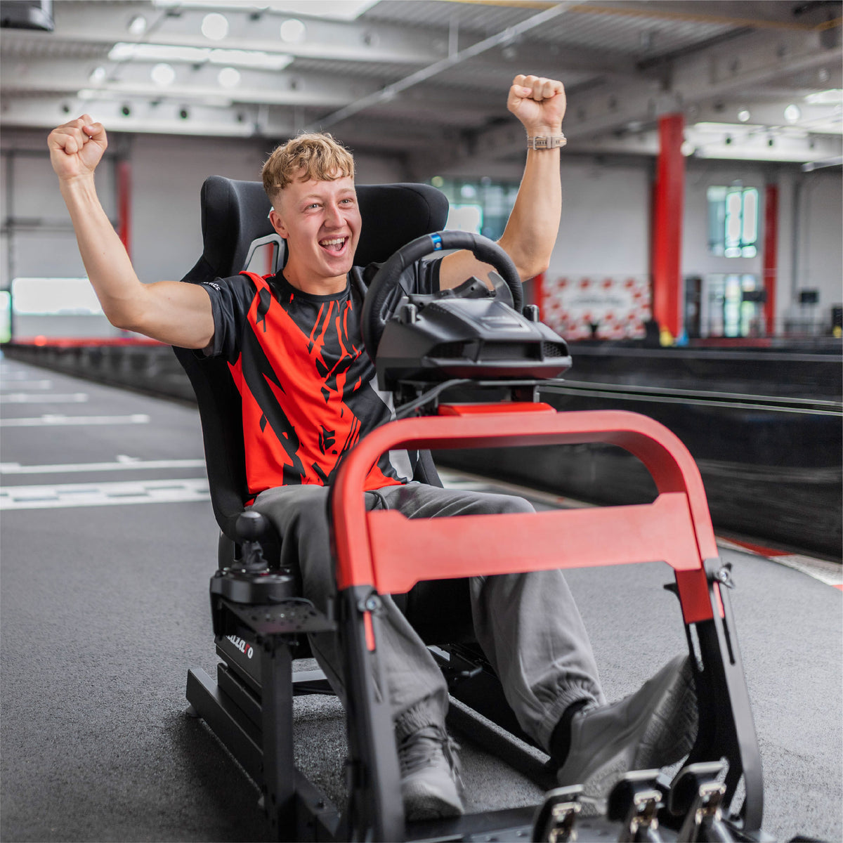 Cabina de carreras Huzaro Speed 8.3 para sim racing